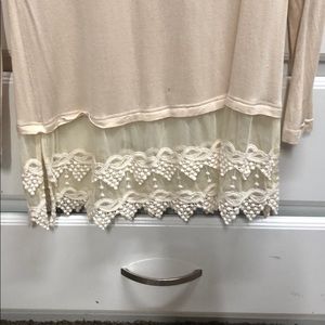 Lace Shirt lengthener